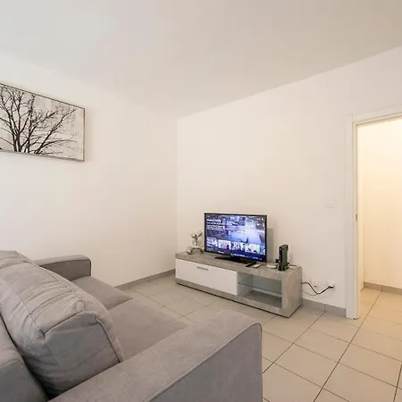 Casa Glicine - Happy