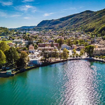 Central Lugano شقة *